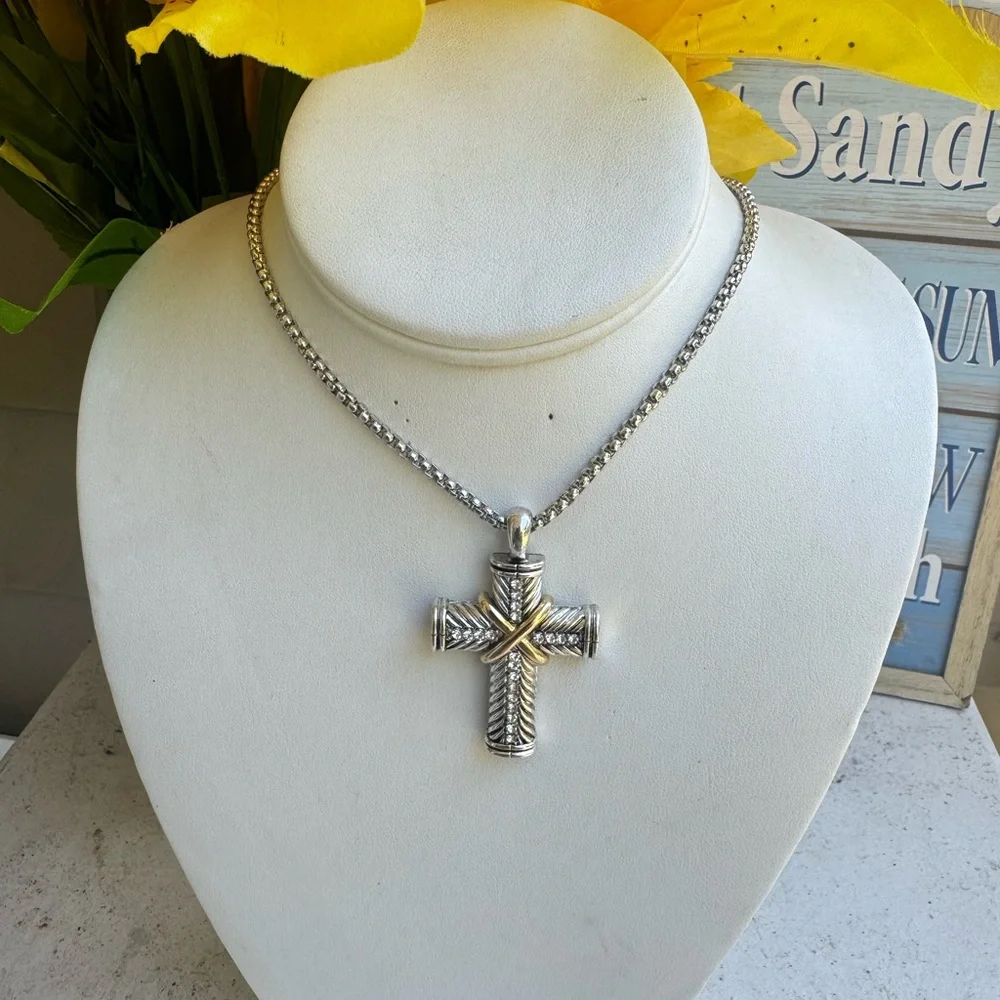 DENKAYS SILVER CROSS NEKLACE